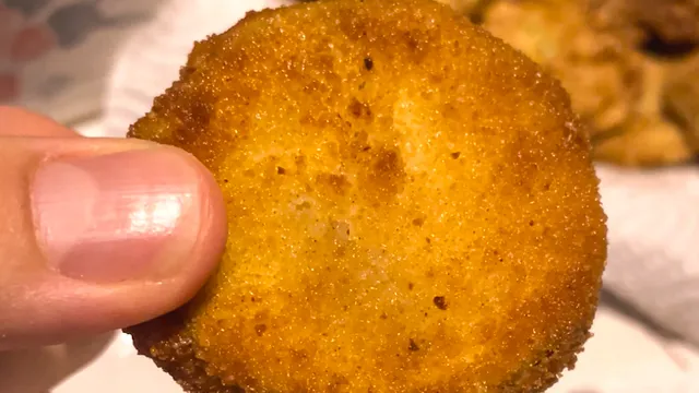 Calabacín rebozado frito