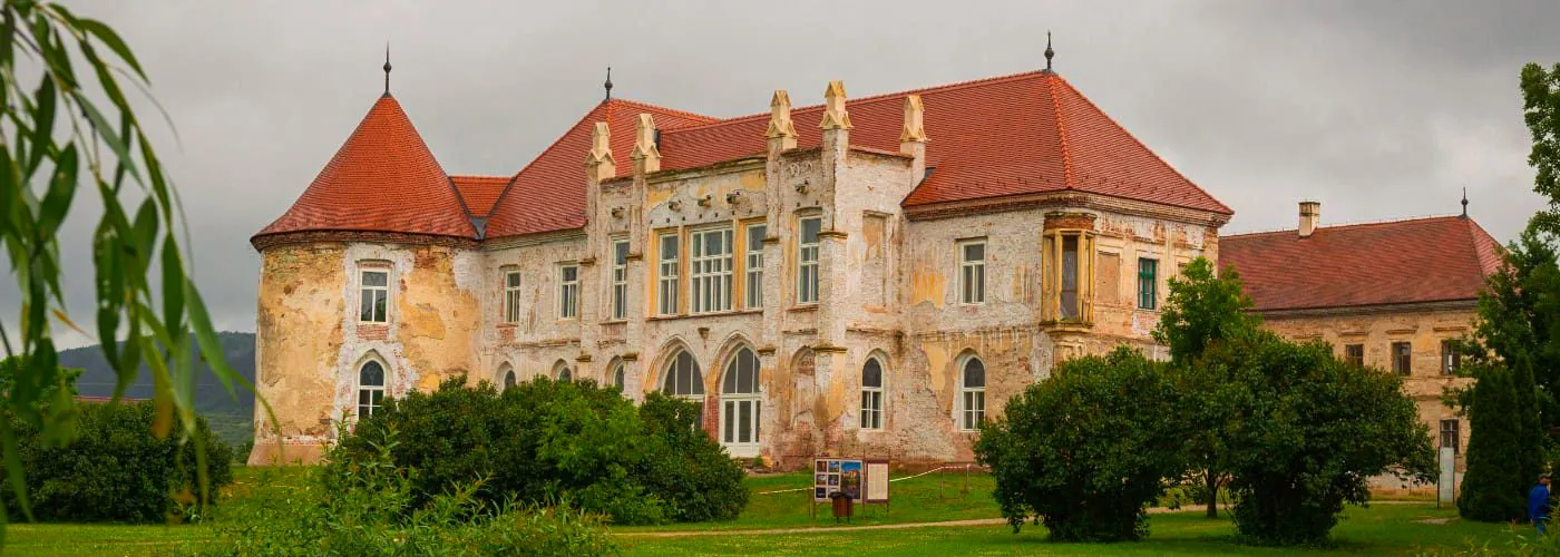 Castillo Banffy Cluj Electric Castle
