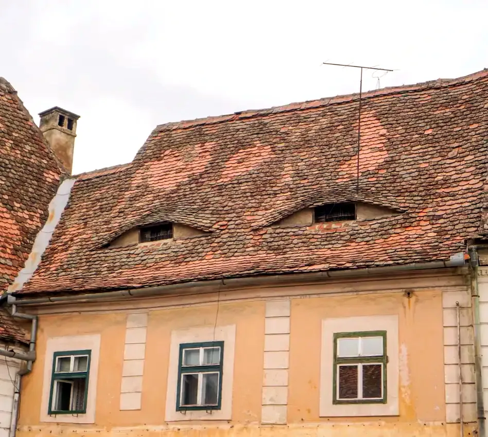 Ojos de Sibiu, ventanas de tejado