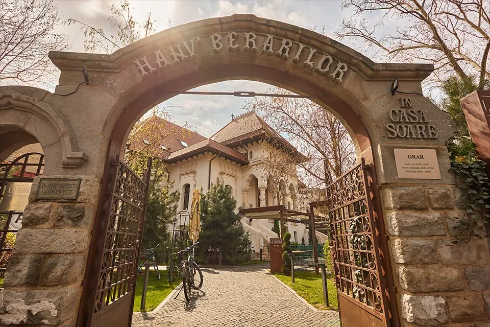 Hanu' Berarilor Casa Oprea Soare, restaurante de Bucarest